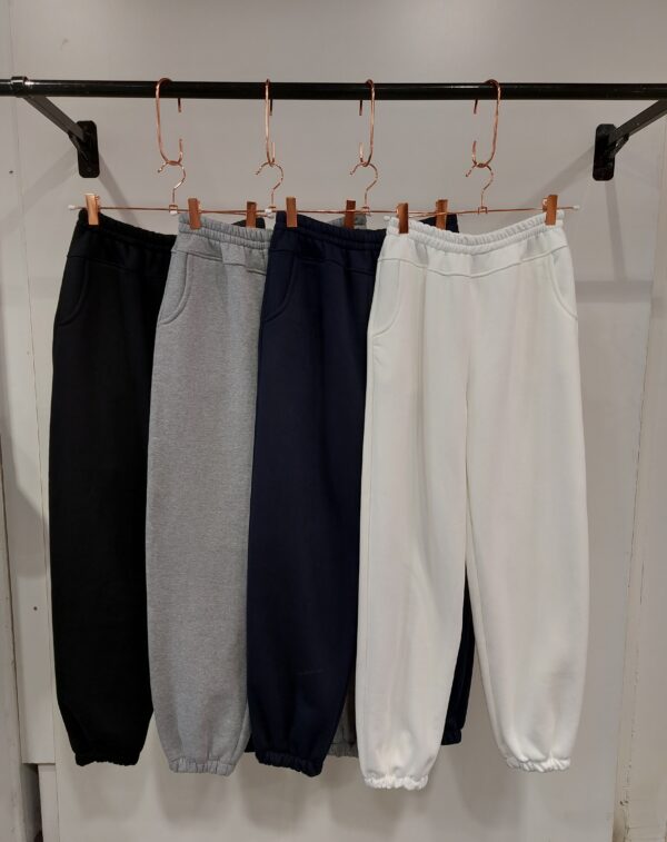 C411 Jogger con puño - Image 2